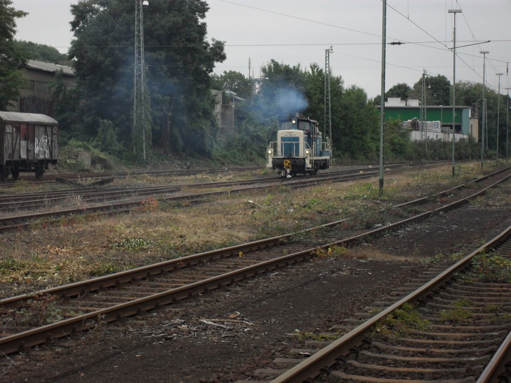 RSE 364 762-5 mit einer groen Abgas Fahne in Beuel am 7.9.10