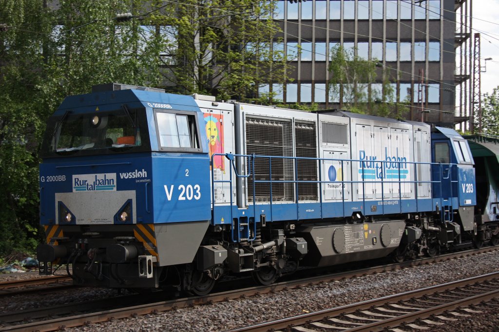 RTB V203 am 13.5.12 bei der Durchfahrt durch Dsseldorf-Rath.