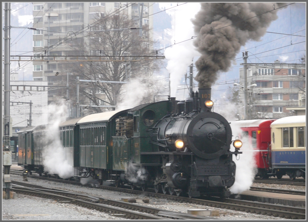 RTC Steam Train 2131 kurz vor der Abfahrt in Landquart. (24.01.2011)
