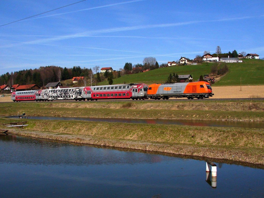 RTS  2016 906 mit Doppelstockwagen fr GKB  Plan B  auf dem Weg nach Wies Eibiswald bei Kresbach. 25.03.2011.