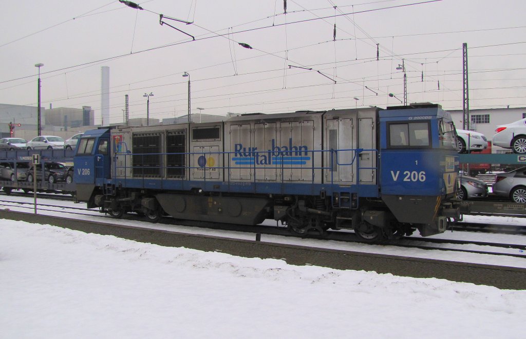 Rurtalbahn V 206 (92 80 1272 410-2 D-RTB) im Bf Rsselsheim-Opelwerk; 22.12.2010