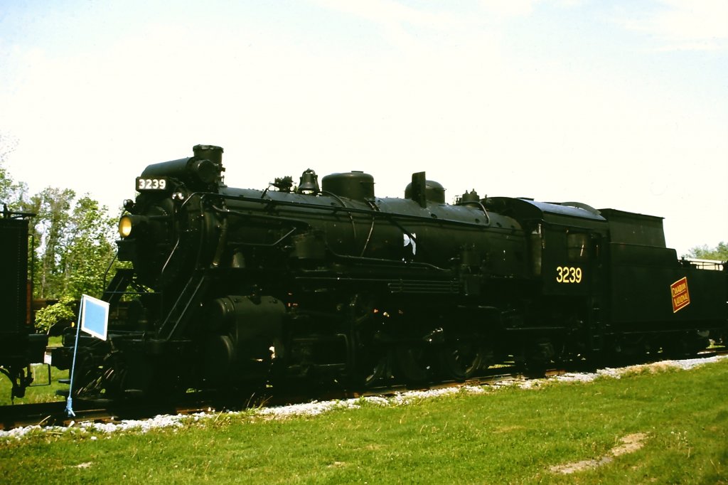 S-1-a Nr. 3239 der Canadian National Railway wird heute im Canadian Railway Museum, Delson (QC) bewahrt; Aufnahme vom 29. Mai 1986.