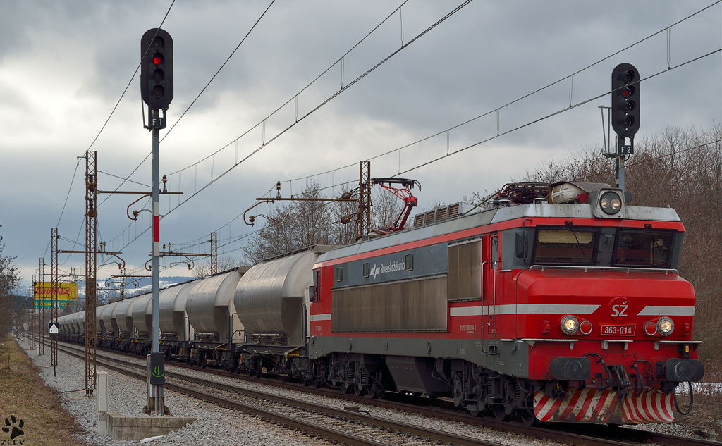 S 363-014 zieht VTG Kesselzug durch Maribor-Tabor Richtung Norden. /6.3.2013