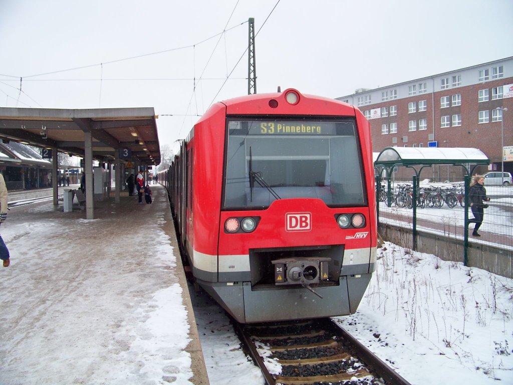 S-bahn hamburg, 94 80 0 474 108-8 auf dem Buxtehuder Bahnhof. Aufgenommen am 01.02.10.