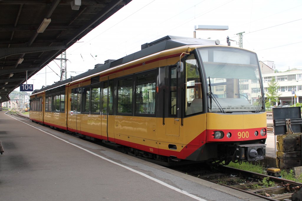 S Bahn in Pforzheim am HBF am 10.05.2013 am Gleis 104