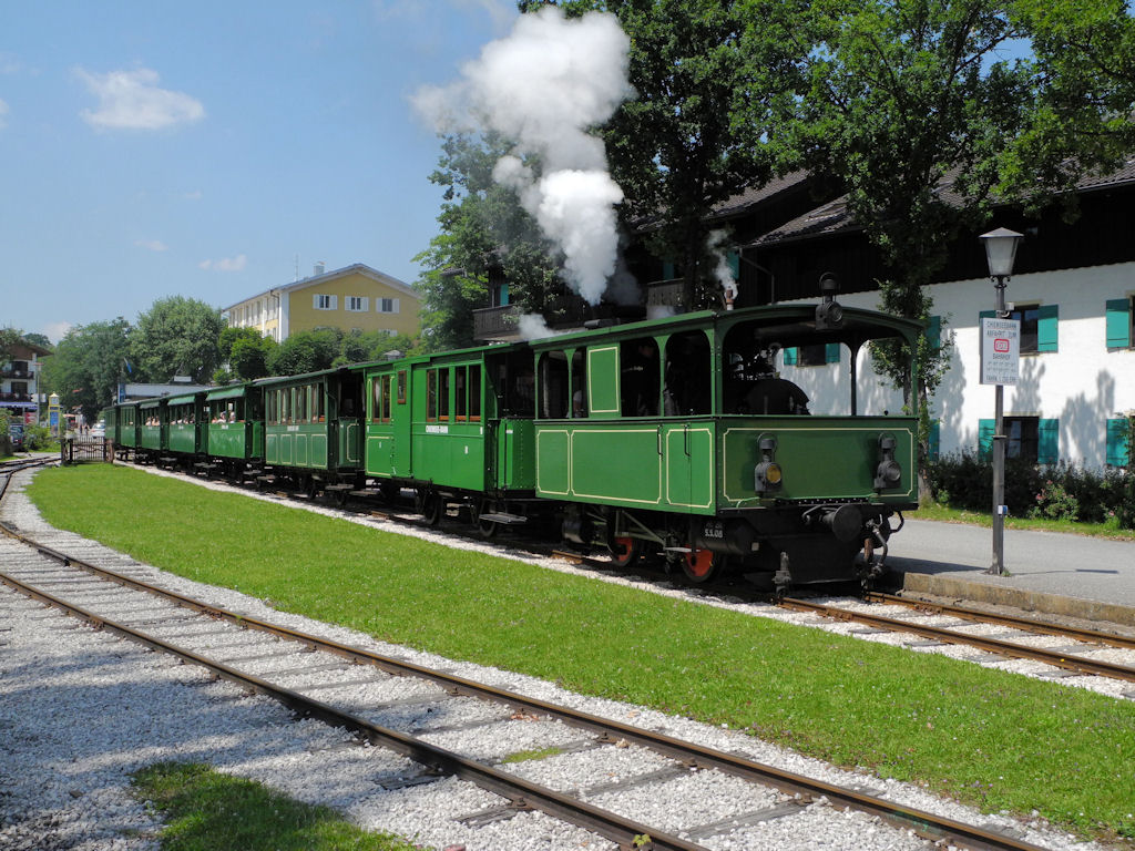 `S Bockerl am 06.07.11 bei der Einfahrt in den Hafen