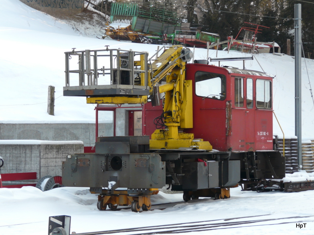 SBB / CJ - SBB Tm 2/2  232 182-6 bei der CJ Werksttte in Tramelan am 12.02.2012