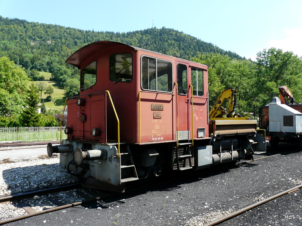 SBB / VVT - Baudienst Tm 2/2 9571 in St.Sulpice am 01.08.2011