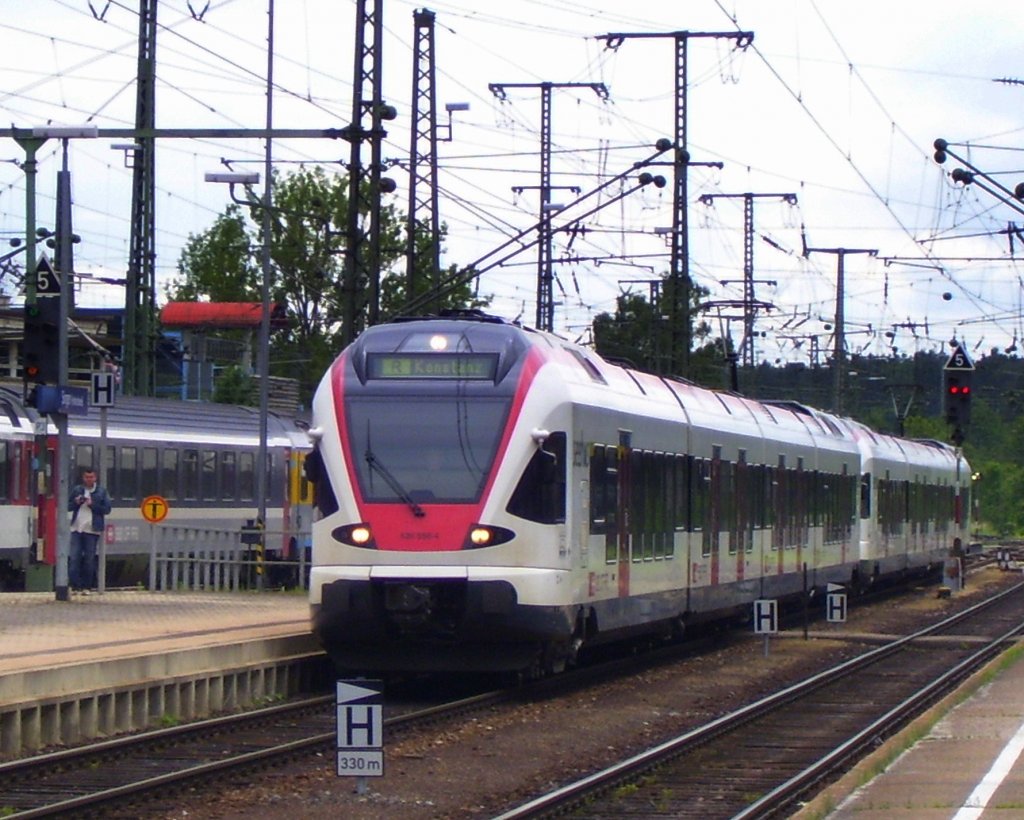 SBB 526 556-4 als SBB 79835 von Engen nach Konstanz, bei der Einfahrt in Singen (Hohentwiel); 22.06.2010