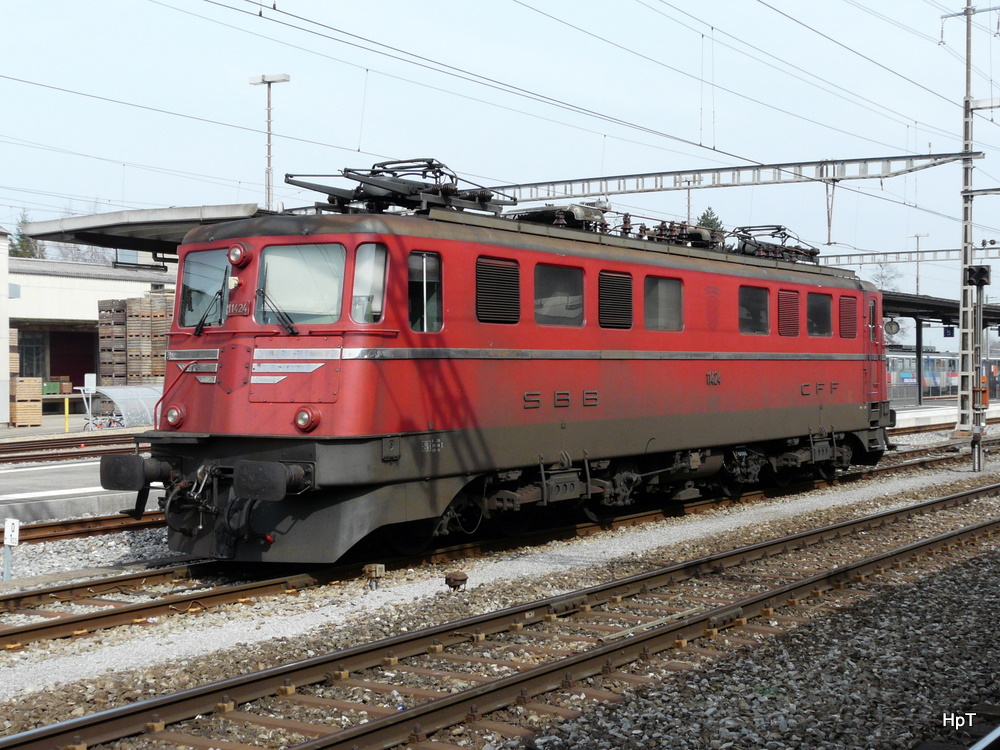 SBB - Ae 6/6  11424 in Langenthal am 12.03.2011