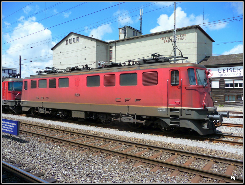 SBB - Ae 6/6 11520 abgestellt im Bahnhofsareal in Langental am 10.06.2012