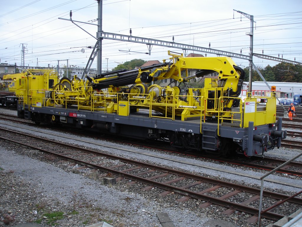 SBB Ariane Fahrleitungsumbauzug in Bern Wankdorf im September 2012
XTmas 80 85 98 88 000-9