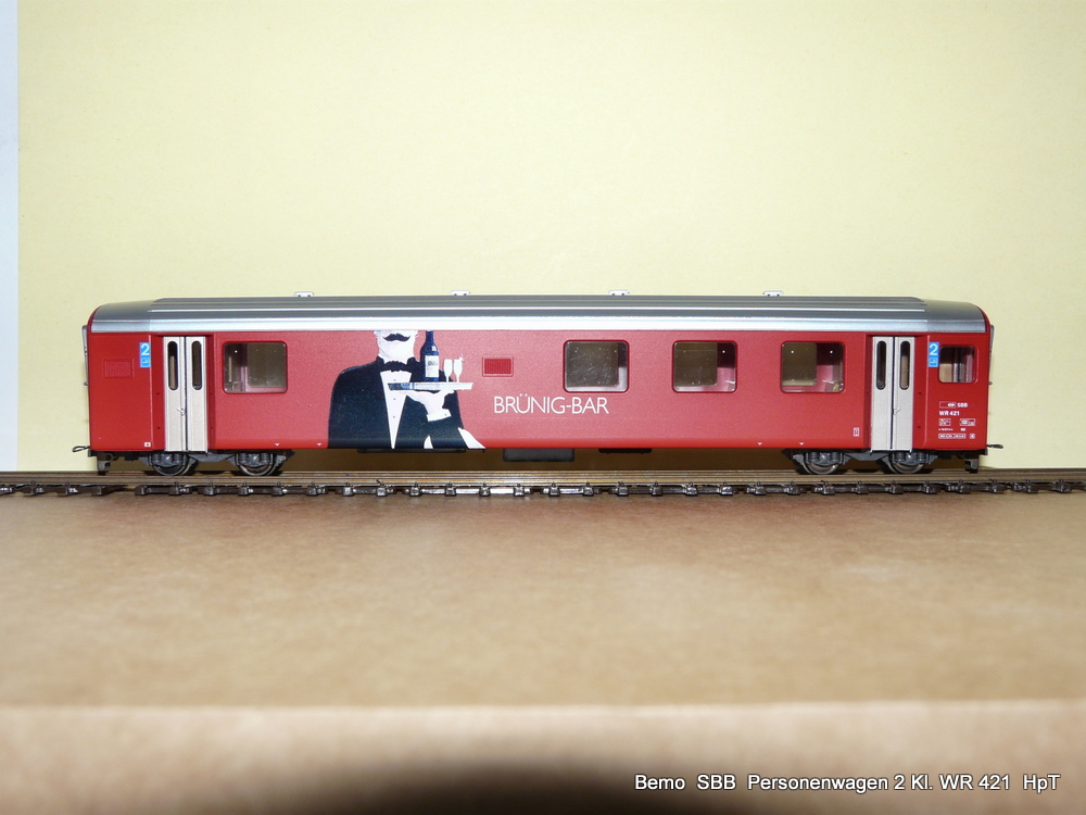 SBB Brnigbahn - Bemo Modell Peronenwagen 2 Kl. Brnig Bar WR 421

