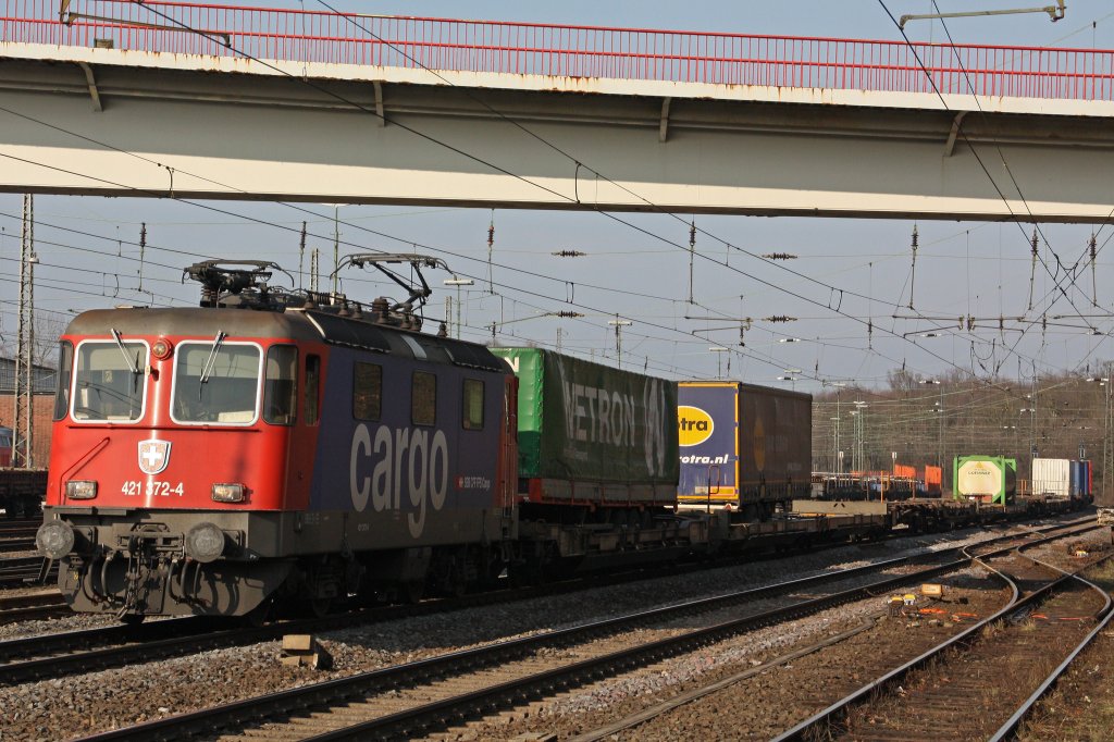 SBB Cargo 421 372 am 15.2.11 in Duisburg-Entenfang