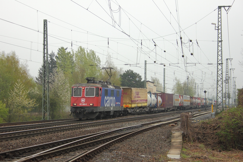 SBB Cargo 421 388-0 in Neuwied am 13.4.2012 