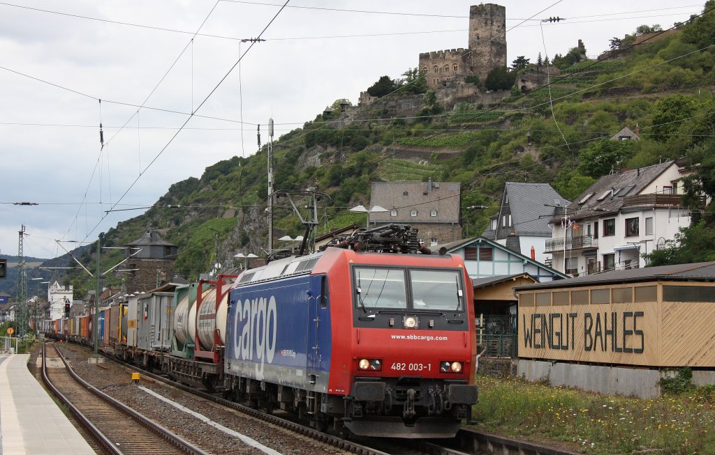 SBB Cargo 482 003 am 8.8.12 mit einem KLV in Kaub.
