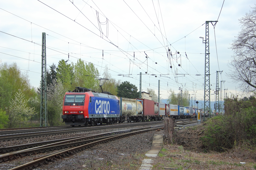 SBB Cargo 482 018-9 in Neuwied am 12.4.2012 