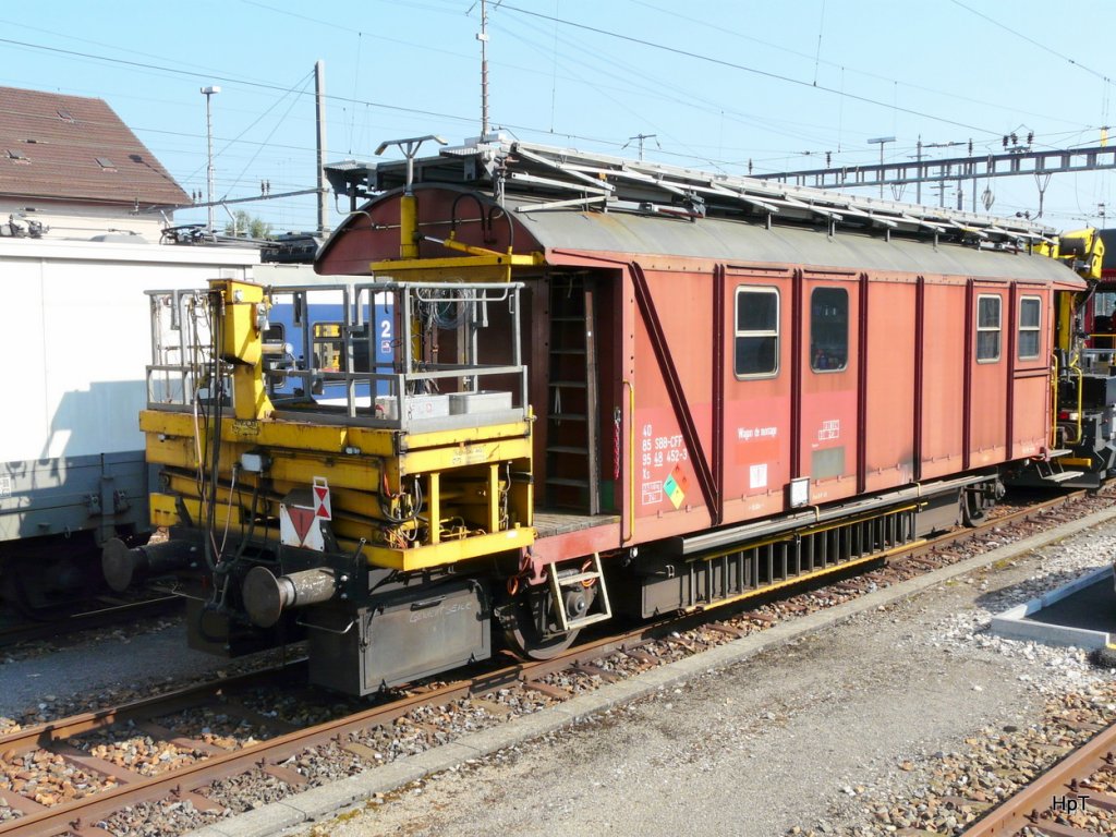 SBB - Dienstwagen Xs 40 85 95 48 452-3 in Langenthal am 08.09.2009
