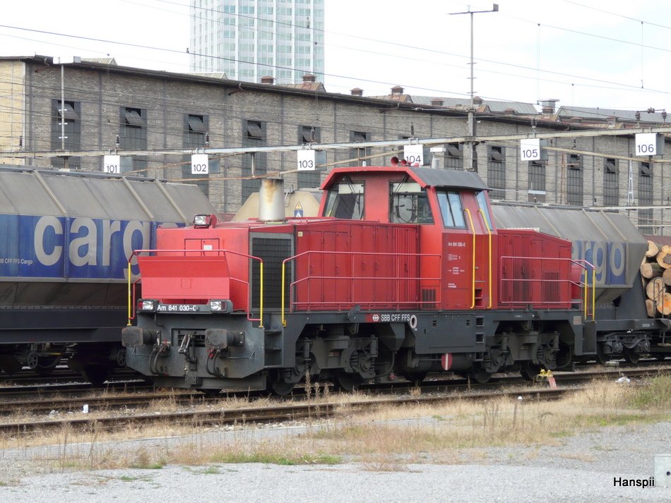 SBB - Diesellok Am 841 030-0 im Gterbahnhof von Winterthur am 11.10.2009