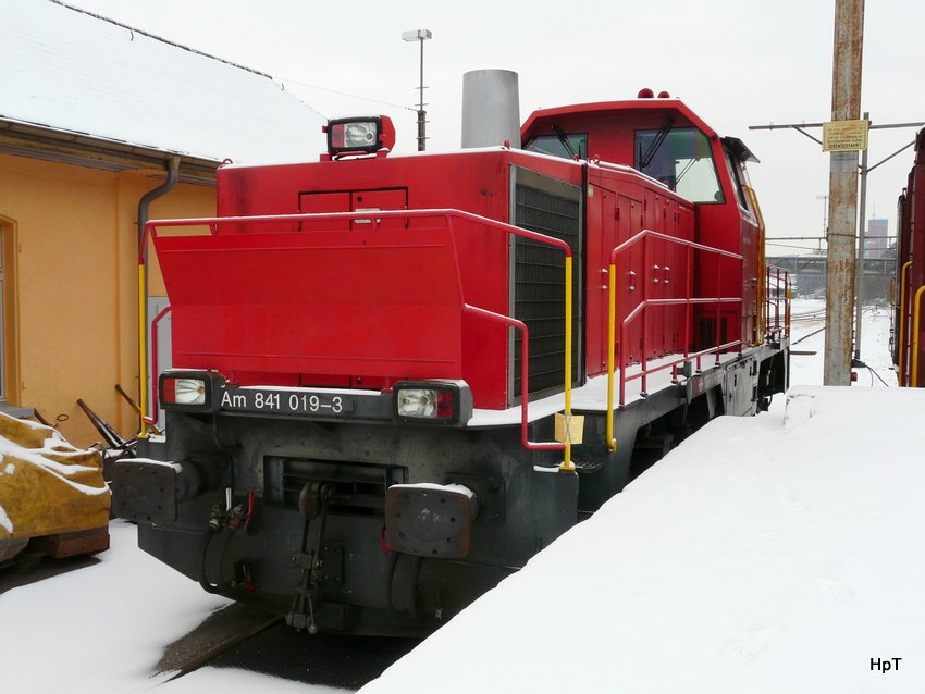 SBB - Diesellok Am 841 019-3 abgestellt im Gterbahnhof von Winterthur am 10.01.2010