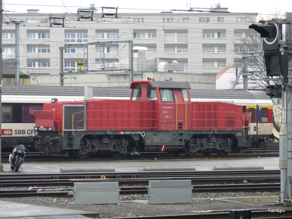 SBB - Diesellok Am 841 008-6 abgestellt im Bahnhof Biel am 25.03.2013
