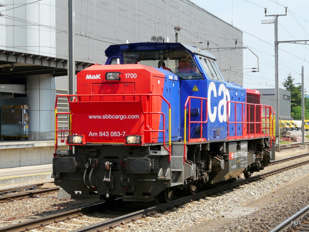 SBB - Diesellok Am 843 083-7 in Mgenwil am 23.05.2011