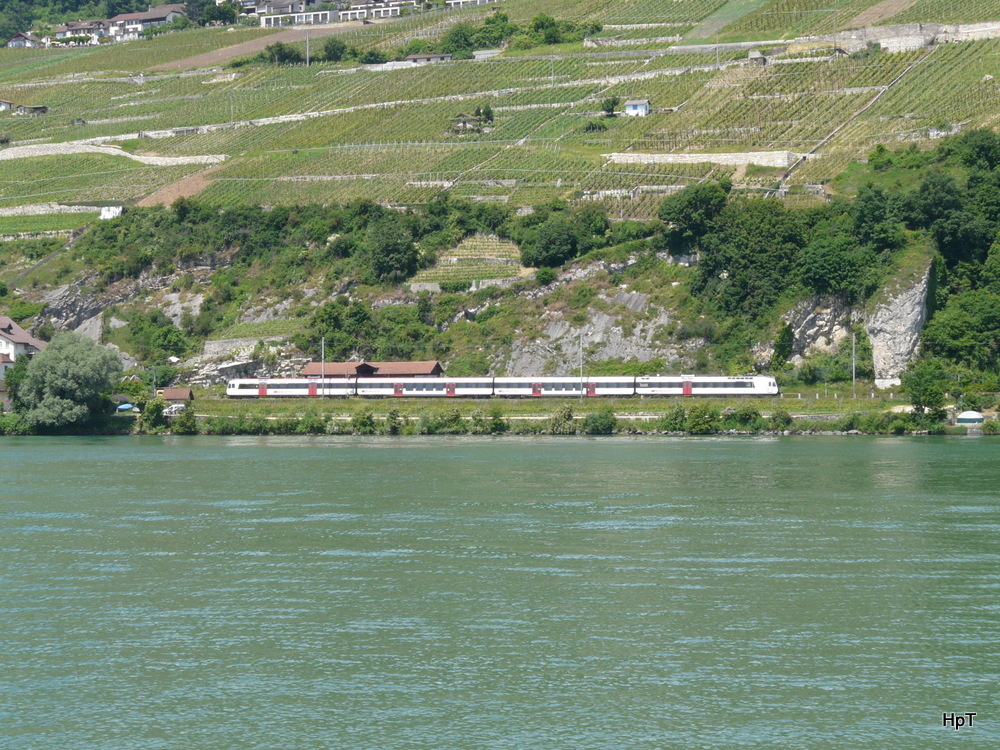 SBB - Domino Regio unterwegs am Bielersee bei Ligerz am 15.06.2013