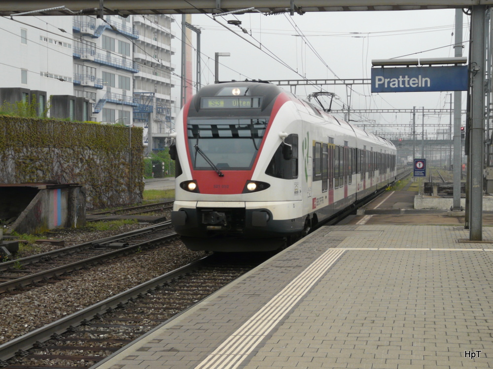SBB - Einfahrender Triebzug RABe 521 010-9 in Prattelen am 02.05.2013