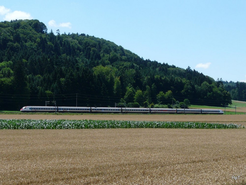SBB - ICN unterwegs von Bern nach Biel unterwegs bei Mnschnebuchsee am 18.07.2010