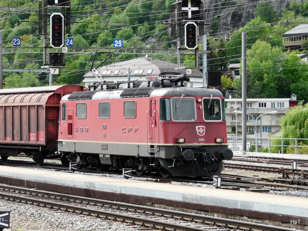 SBB - Lok Re 4/4  11266 vor Gterzug unterwegs in Brig am 10.05.2010