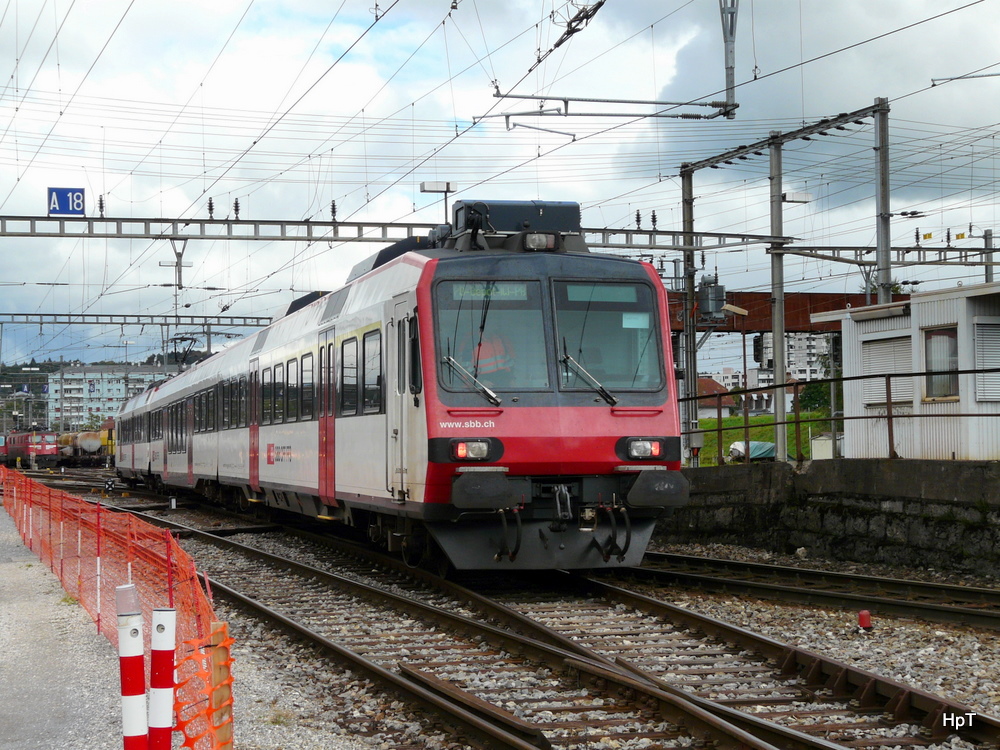 SBB - NPZ Domino Shuttelzug unterwegs vom SBB Indusriewerk zum SBB Bahnhof Biel/Bienne anlsslich der 150 Jahre Feier des Jurabogens am 26.09.2010