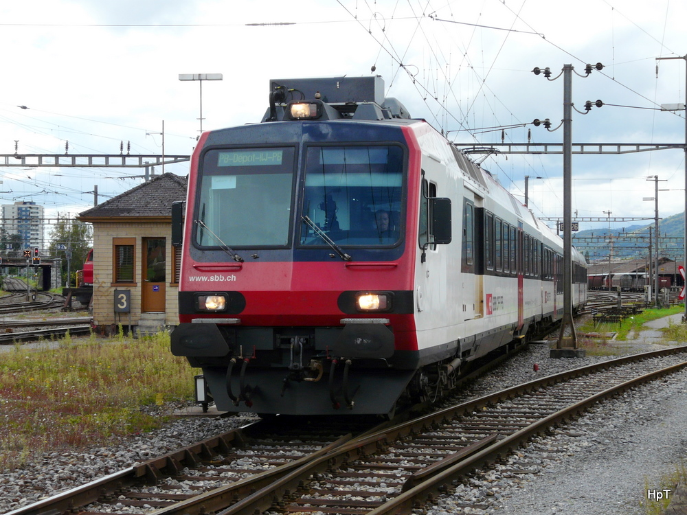 SBB - NPZ Domino Shuttelzug unterwegs vom SBB Indusriewerk zum SBB Bahnhof Biel/Bienne anlsslich der 150 Jahre Feier des Jurabogens am 26.09.2010