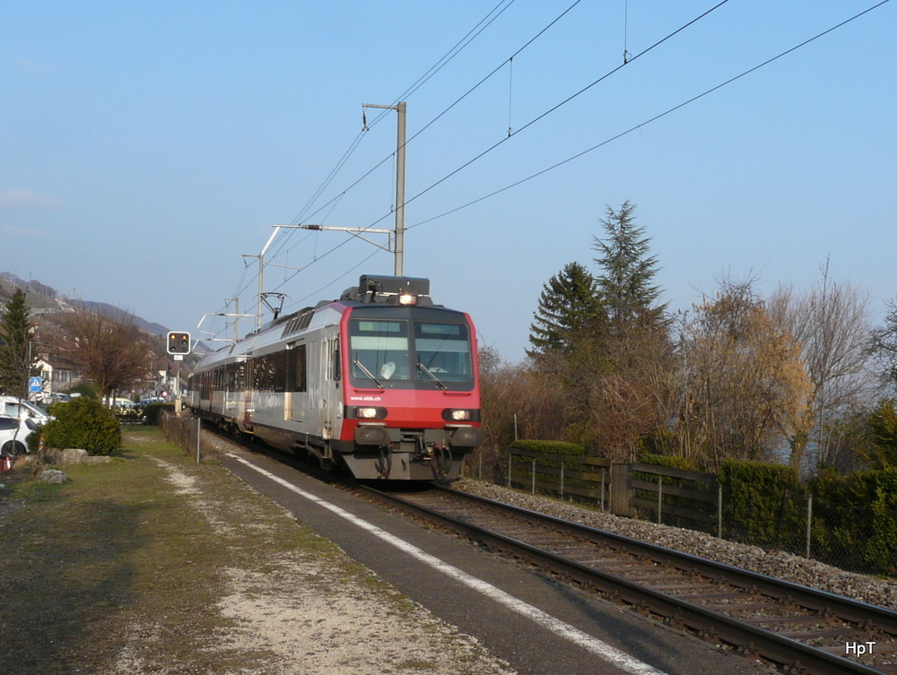 SBB - NPZ Domino unterwegs als Extrazug von Biel nach Neuchtael bei Ligerz am 03.03.2011