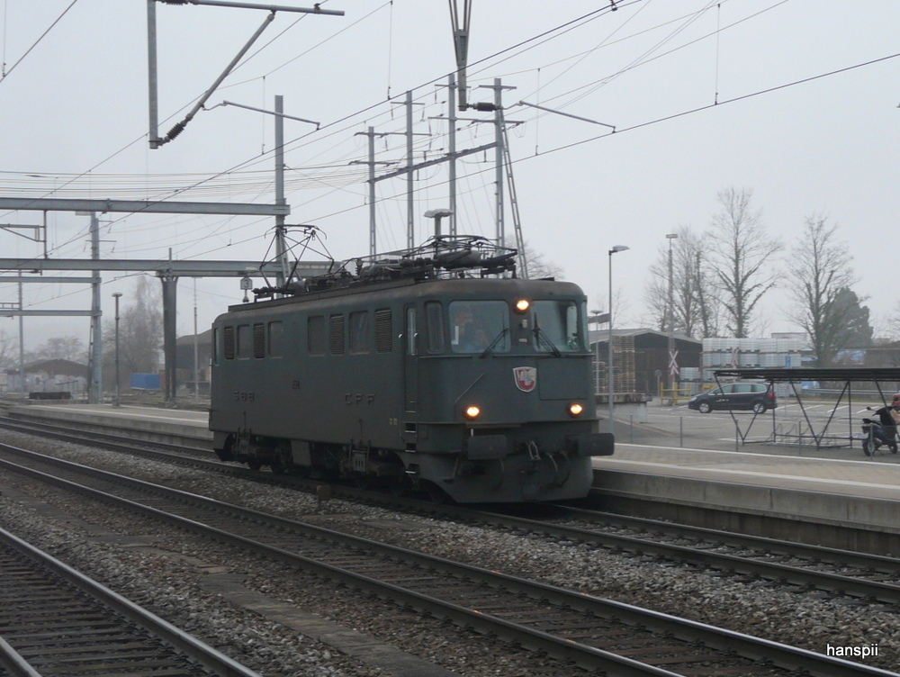 SBB - Offiziele letzte Fahrt der Ae 6/6  11502 von Basel nach Brig auf den Eisenbahnfriedhof(Schrottplatz) bei der durchfahrt im Bahnhof Liestal am 13.01.2013