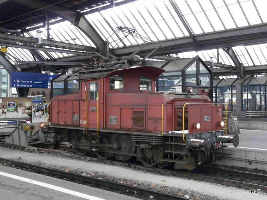 SBB - Rangierlok Ee 3/3 16430 im Hauptbahnhof Zrich am 10.01.2010