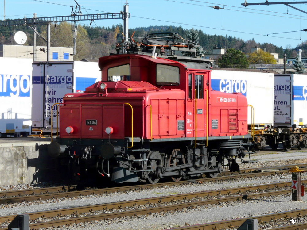 SBB - Rangierlok Ee 3/3 16404 abgestellt in Gossau am 14.11.2010