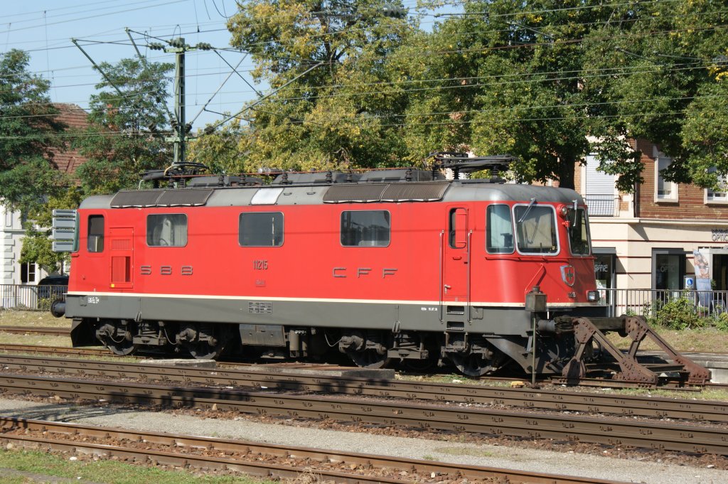 SBB Re 4/4 11215 abgestellt in Singen am 03.09.2011