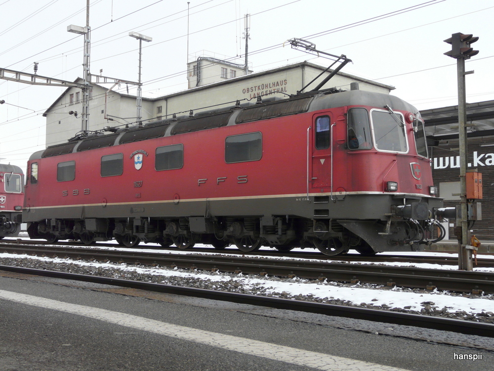 SBB - Re 6/6  11627 im Bahnhof Langenthal am 24.02.2013