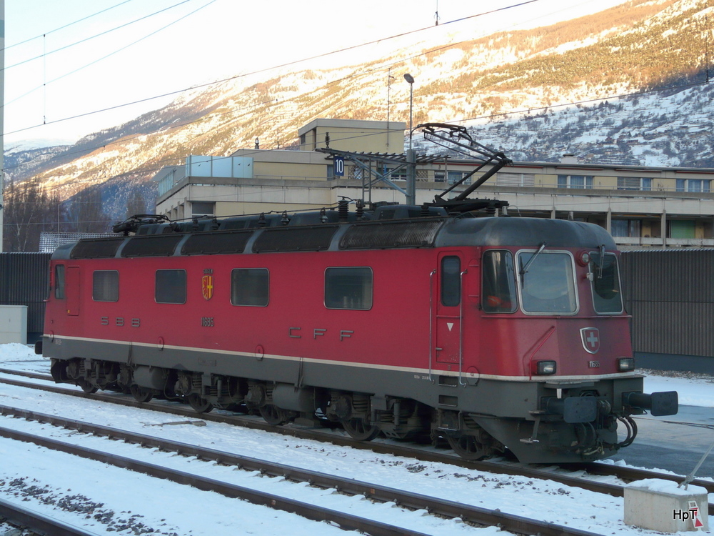 SBB - Re 6/6  11685 in Visp am 30.12.2010