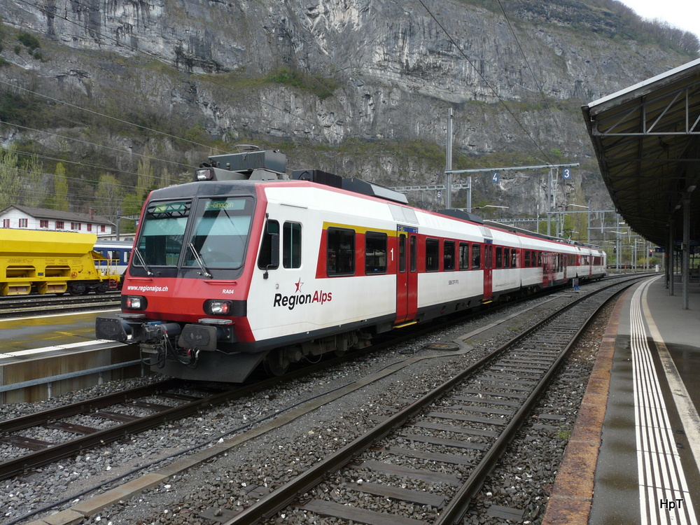 SBB - Regio im Bahnhof von St.Maurice am 08.04.2012
