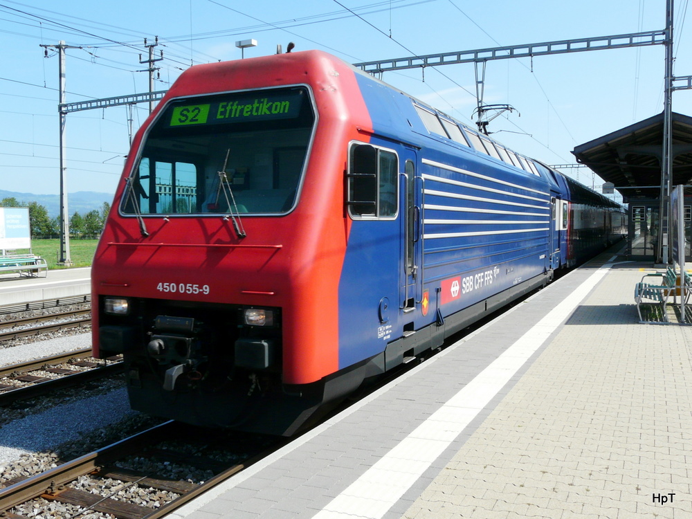 SBB - S-Bahn Zrich S2 nach Effretikon in Pfffikon/SZ am 26.08.2011