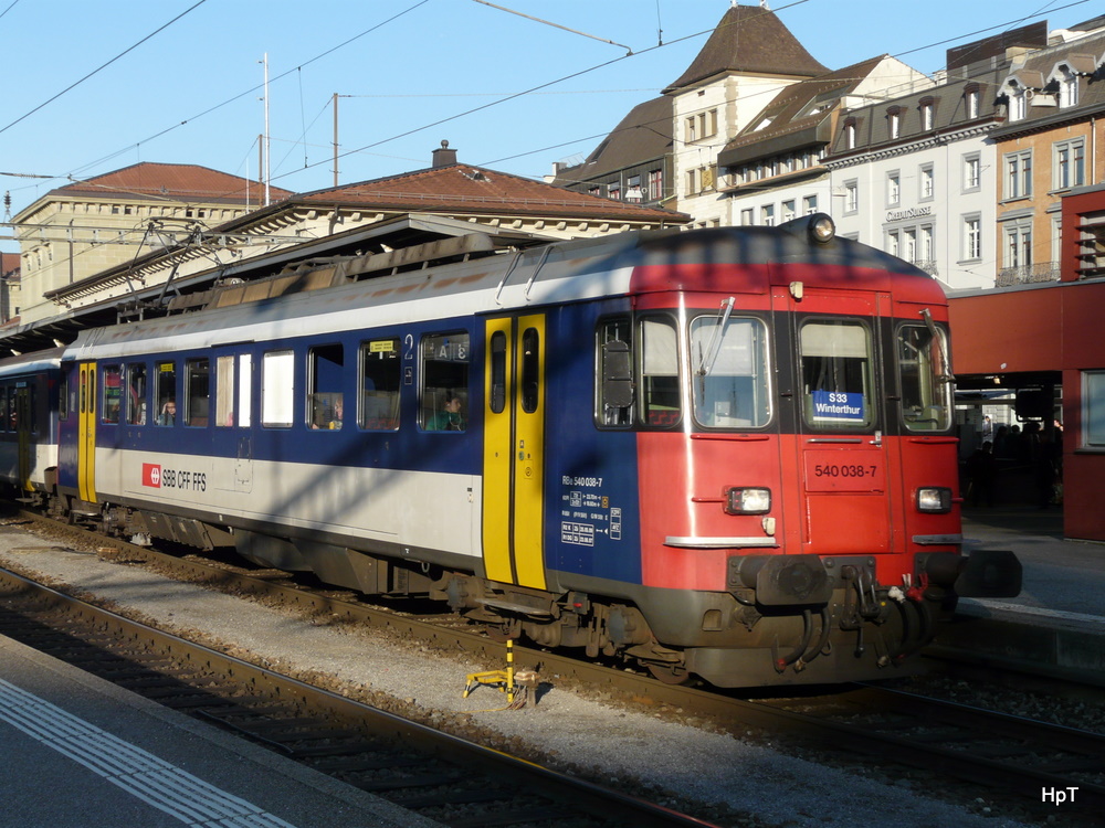 SBB - Triebwagen RBe 4/4  540 038-7 im Bahnhof Schaffhausen am 01.03.2012