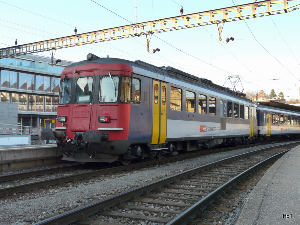 SBB - Triebwagen RBe 4/4 540 017-1 im Bahnhof Schaffhausen am 01.03.2012