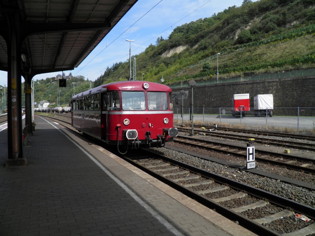Schienenbus (VT98) in Linz(Rhein) (28.08.2011)