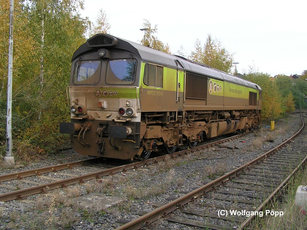 schmutziger geht es kaum: MRCE 513-9 der ACTS in Hattingen 26.10.2010