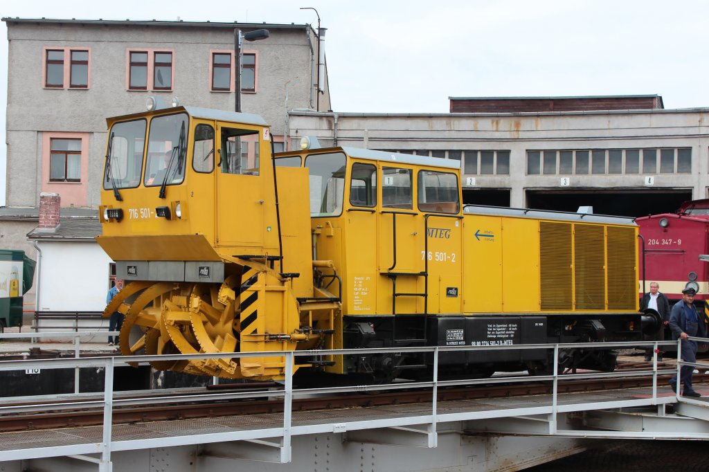 Schneefre 716 501-2 der MTEG (Muldentaler Eisenbahngeselschaft) zu Gast beim BW Fest der IG Traditionslok 58 3047 e.V. Glauchau.15.09.2012