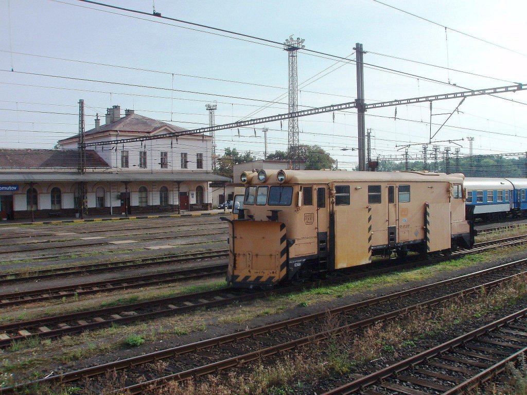 Schneepfluglok KSP 411 im Bahnhof Chomutov ( Komotau )2011.09.04