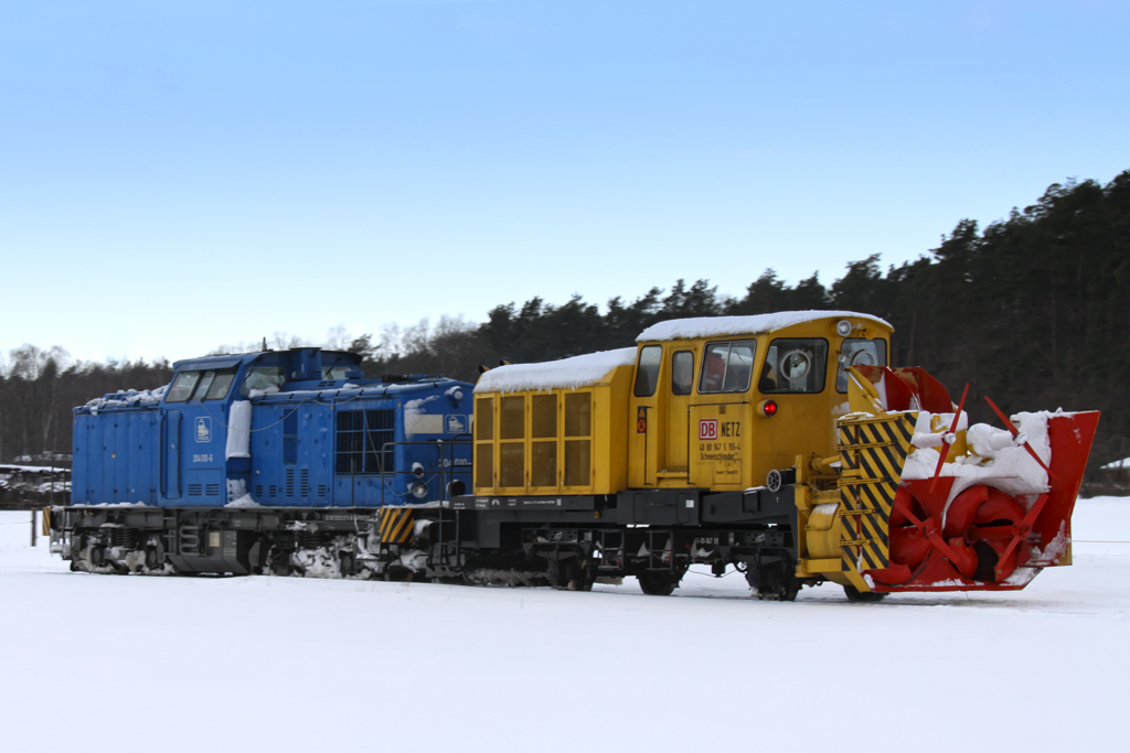 Schneeschleuder, Rckkehr vom Einsatz zwischen Bahnhof Jatznick und Ueckermnde Stadthafen - 03.02.2010