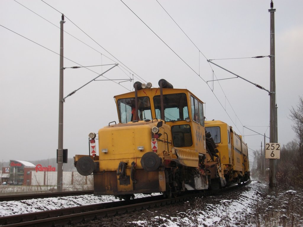Schotterpflug SSP100 am 26.November 2010 bei Bergen/Rgen.