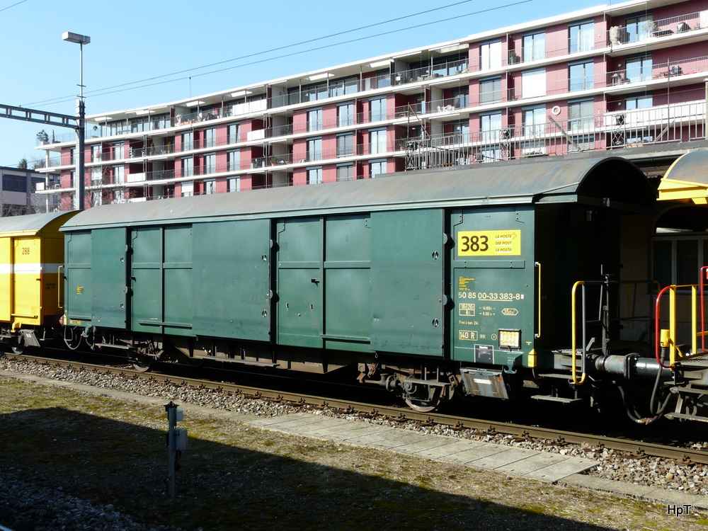 Schweizer Post - Gterwagen Z 50 85 00-33 383-8 in Gossau am 01.03.2012